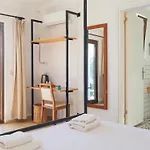 Sea Garden Hotel