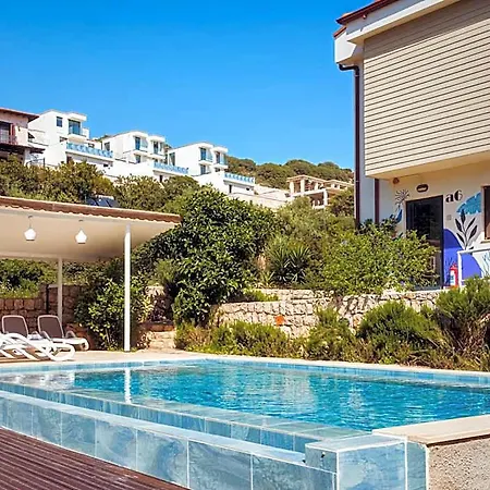 Sea Garden Otel 3*