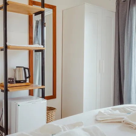 Hotel Sea Garden 3*